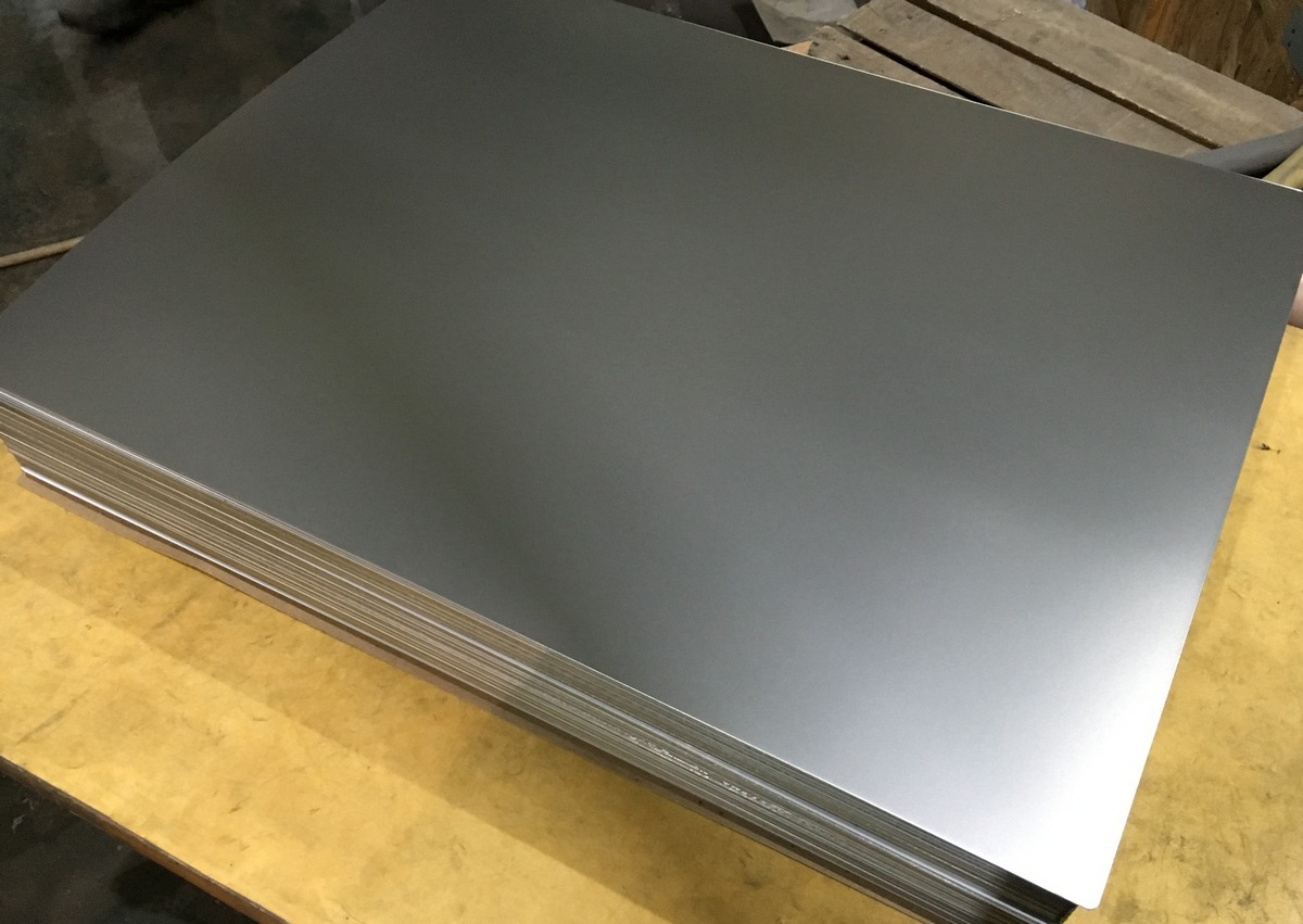 Алюминиевый лист 5.5х1500х2500 А7